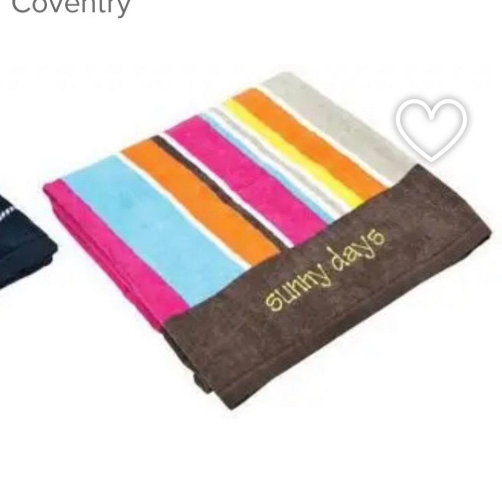 Thirty-One Summer Days Towel (1) (circle spiral stripe pattern)